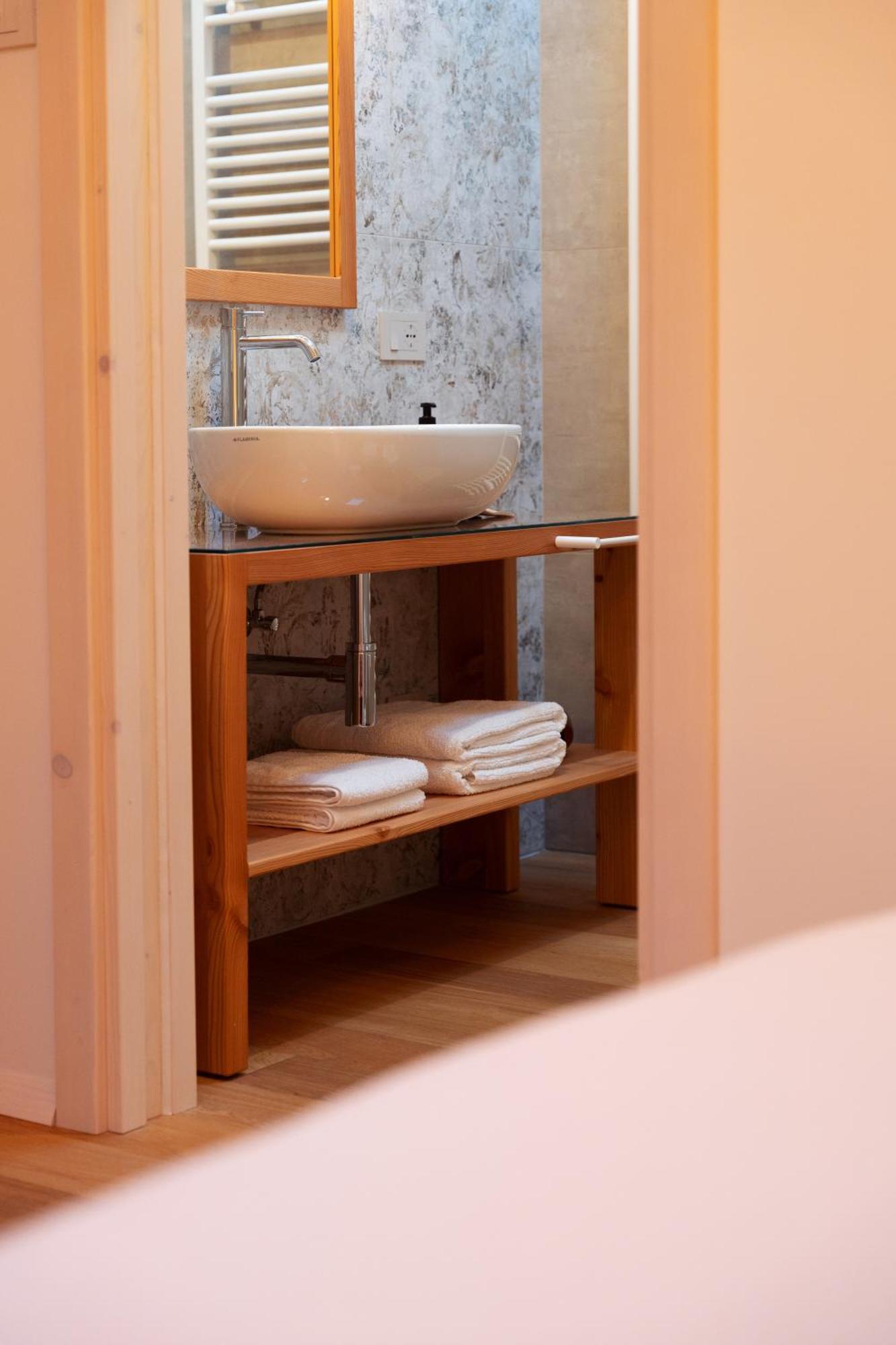 B&B Le Molinare Home Relax Varda Luaran gambar